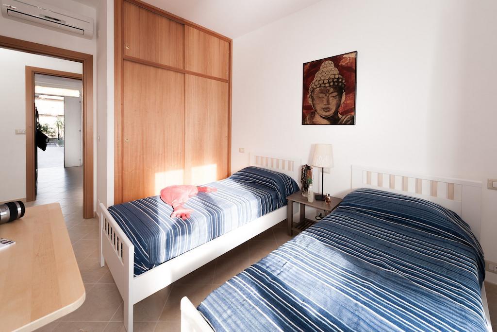 Livingapple Beach Minturno Kamer foto