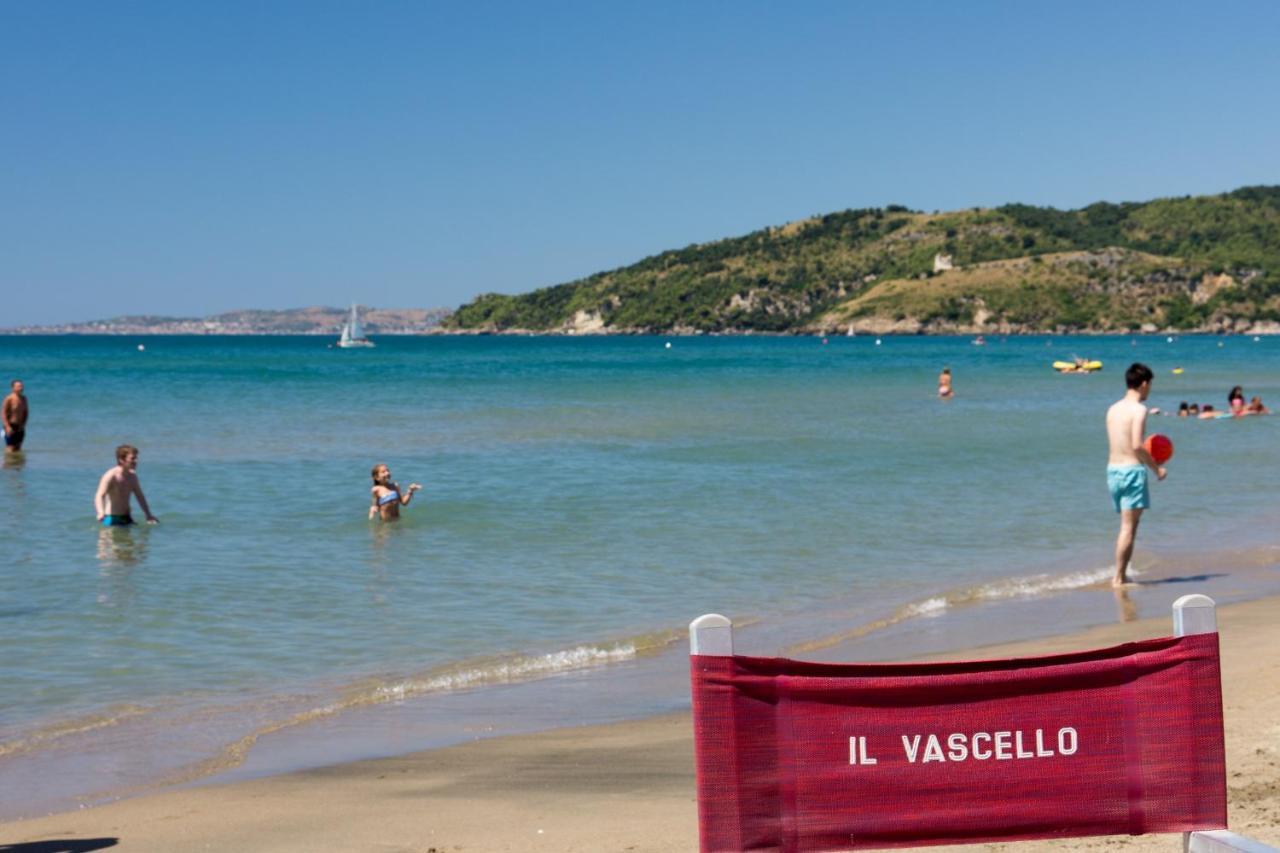Livingapple Beach Minturno Buitenkant foto