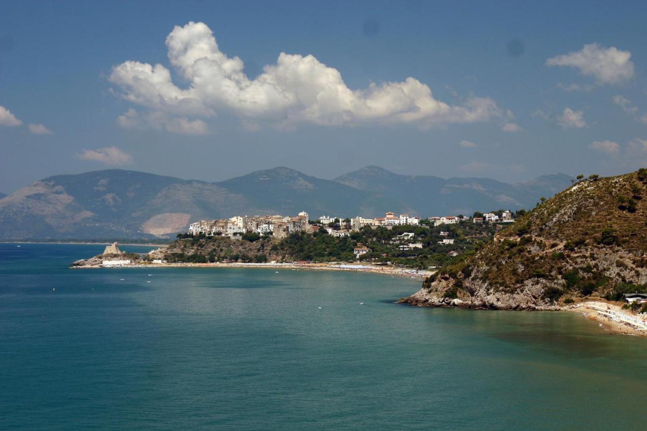 Livingapple Beach Minturno Buitenkant foto